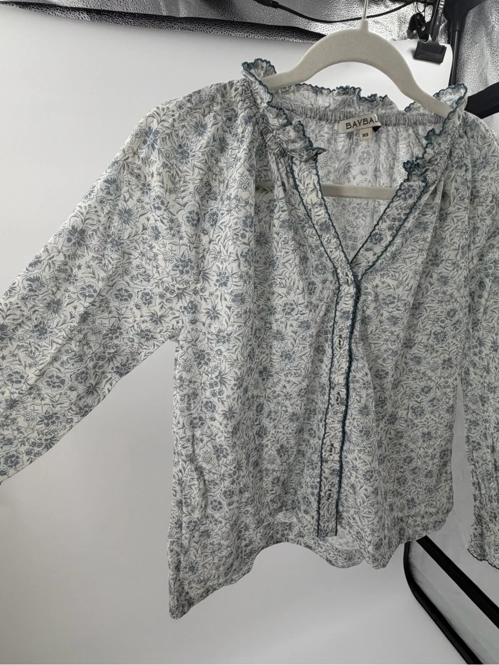 Baybala‎ Blue Floral Ruffle-Trim V-Neck Blouse